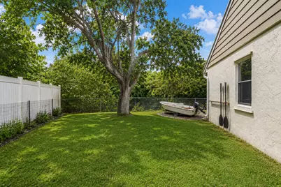 3930 NW 79th Way, Davie, FL 33024 - Photo 56