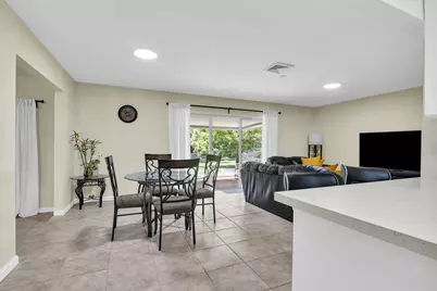 3930 NW 79th Way, Davie, FL 33024 - Photo 30