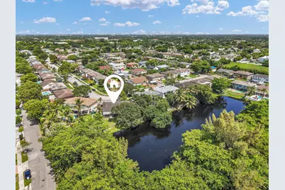 3930 NW 79th Way, Davie, FL 33024 - Photo 6