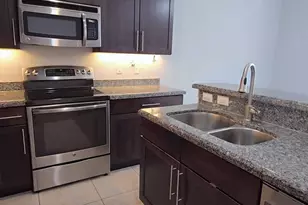 243 SW 7th Ct, Pompano Beach, FL 33060 - Photo 6