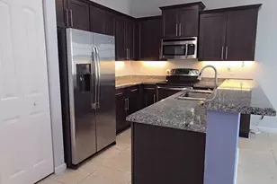 243 SW 7th Ct, Pompano Beach, FL 33060 - Photo 1