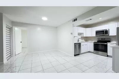 20015 NE 3rd Court #1, Miami, FL 33179 - Photo 4