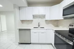 20015 NE 3rd Ct, Miami, FL 33179 - Photo 4