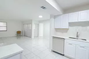 20015 NE 3rd Ct, Miami, FL 33179 - Photo 6