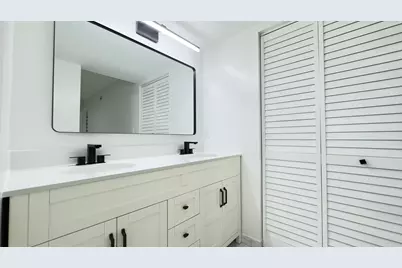 20015 NE 3rd Court #1, Miami, FL 33179 - Photo 10