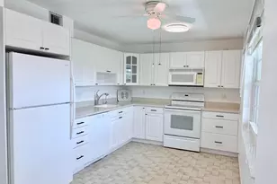 804 Cypress Grove Ln, Pompano Beach, FL 33069 - Photo 10