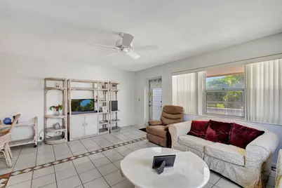 226 Andover I, West Palm Beach, FL 33417 - Photo 2