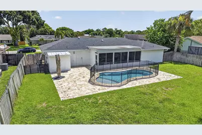 11760 Inverness Circle, Wellington, FL 33414 - Photo 24
