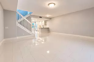 436 Capistrano Dr, Palm Beach Gardens, FL 33410 - Photo 8