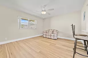 723 Flanders P, Delray Beach, FL 33484 - Photo 8