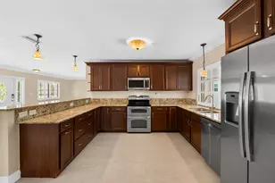 5720 SW 7th St, Plantation, FL 33317 - Photo 8