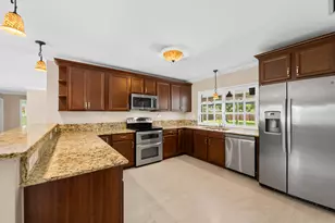 5720 SW 7th St, Plantation, FL 33317 - Photo 8