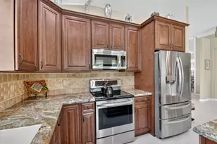 9575 Sandpiper Shores Way, West Palm Beach, FL 33411 - Photo 24