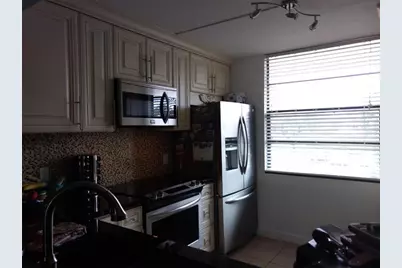 1711 Whitehall Drive #201, Davie, FL 33324 - Photo 4