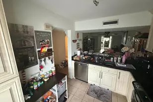 1711 Whitehall Dr, Davie, FL 33324 - Photo 6