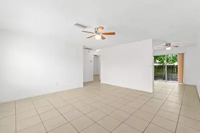 4790 Gulfstream Road, Lake Worth, FL 33461 - Photo 10