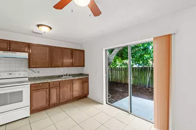 4790 Gulfstream Road, Lake Worth, FL 33461 - Photo 4