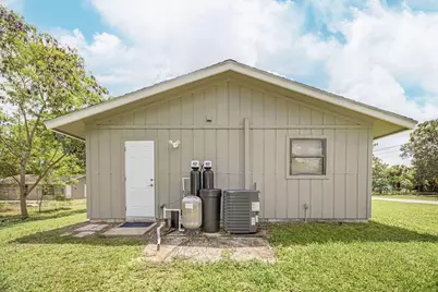 18565 47th Court N, Loxahatchee, FL 33470 - Photo 14