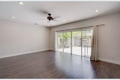804 SW 4th Avenue, Fort Lauderdale, FL 33315 - Photo 10
