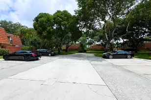 1545 Augusta Cir, Delray Beach, FL 33445 - Photo 2