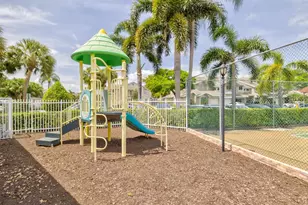 2147 Discovery Cir W, Deerfield Beach, FL 33442 - Photo 26