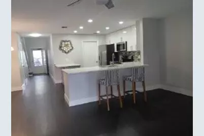 2147 Discovery Circle W, Deerfield Beach, FL 33442 - Photo 6