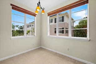 127 Greenwich Cir, Jupiter, FL 33458 - Photo 14