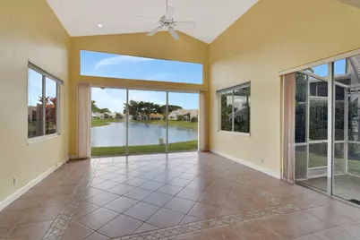 11922 Fountainside Circle, Boynton Beach, FL 33437 - Photo 14