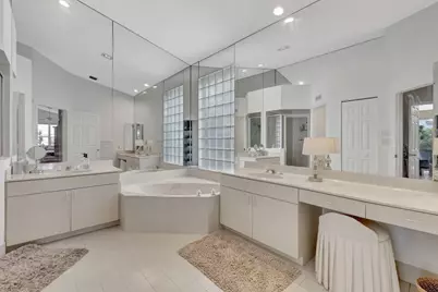 11922 Fountainside Circle, Boynton Beach, FL 33437 - Photo 28