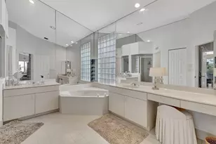 11922 Fountainside Cir, Boynton Beach, FL 33437 - Photo 28
