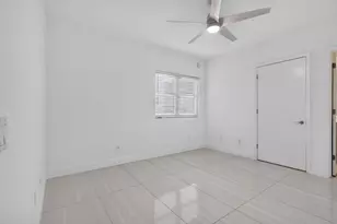 2650 Lake Shore Dr, Riviera Beach, FL 33404 - Photo 30
