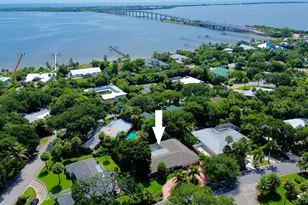 22 Banyan Rd, Sewalls Point, FL 34996 - Photo 4