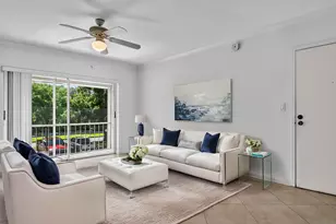 13 Jacaranda Dr, Plantation, FL 33324 - Photo 6