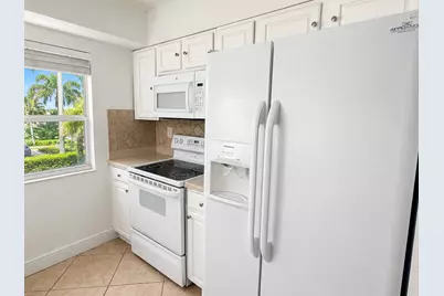 180 Riviera Circle #30-5, Weston, FL 33326 - Photo 8