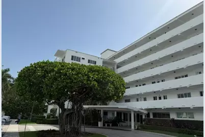 33 S Ocean Avenue #108, Singer Island, FL 33404 - Photo 2