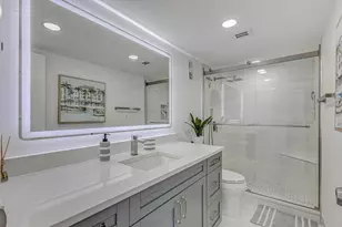 5440 N Ocean Dr, Singer Island, FL 33404 - Photo 14