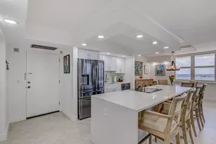 5440 N Ocean Dr, Singer Island, FL 33404 - Photo 2
