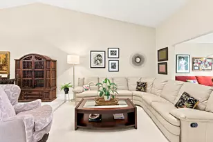 8343 Springlake Dr, Boca Raton, FL 33496 - Photo 6