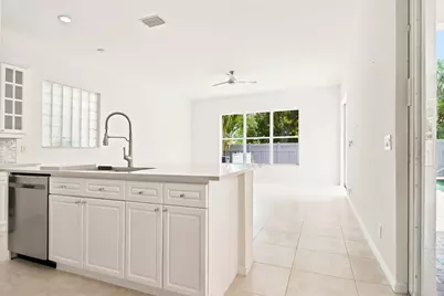 207 Isle Verde Way, Palm Beach Gardens, FL 33418 - Photo 22