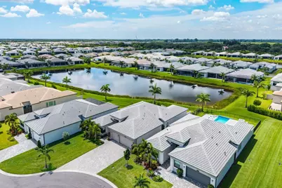 9850 Evergreen Woods Lane, Boynton Beach, FL 33473 - Photo 4