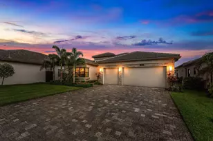 9850 Evergreen Woods Ln, Boynton Beach, FL 33473 - Photo 4
