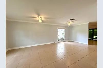814 Sandtree Drive, Palm Beach Gardens, FL 33403 - Photo 4