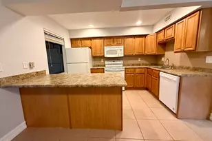 814 Sandtree Dr, Palm Beach Gardens, FL 33403 - Photo 6