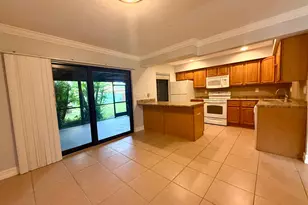 814 Sandtree Dr, Palm Beach Gardens, FL 33403 - Photo 8