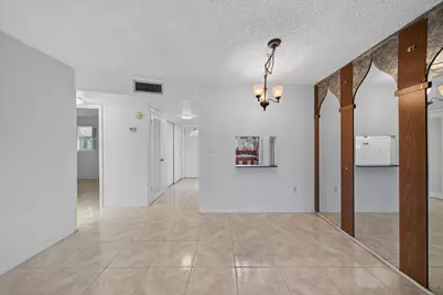8101 N Sunrise Lakes Drive N #112, Sunrise, FL 33322 - Photo 24