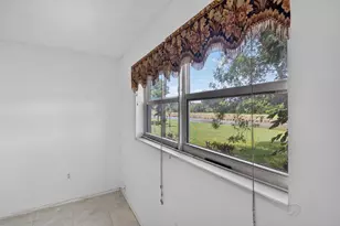 8101 N Sunrise Lakes Dr N, Sunrise, FL 33322 - Photo 12