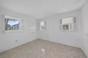 8101 N Sunrise Lakes Dr N, Sunrise, FL 33322 - Photo 14