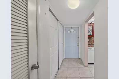 8101 N Sunrise Lakes Drive N #112, Sunrise, FL 33322 - Photo 26