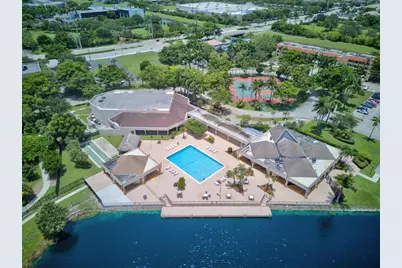 8101 N Sunrise Lakes Drive N #112, Sunrise, FL 33322 - Photo 6