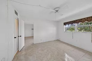 8101 N Sunrise Lakes Dr N, Sunrise, FL 33322 - Photo 8